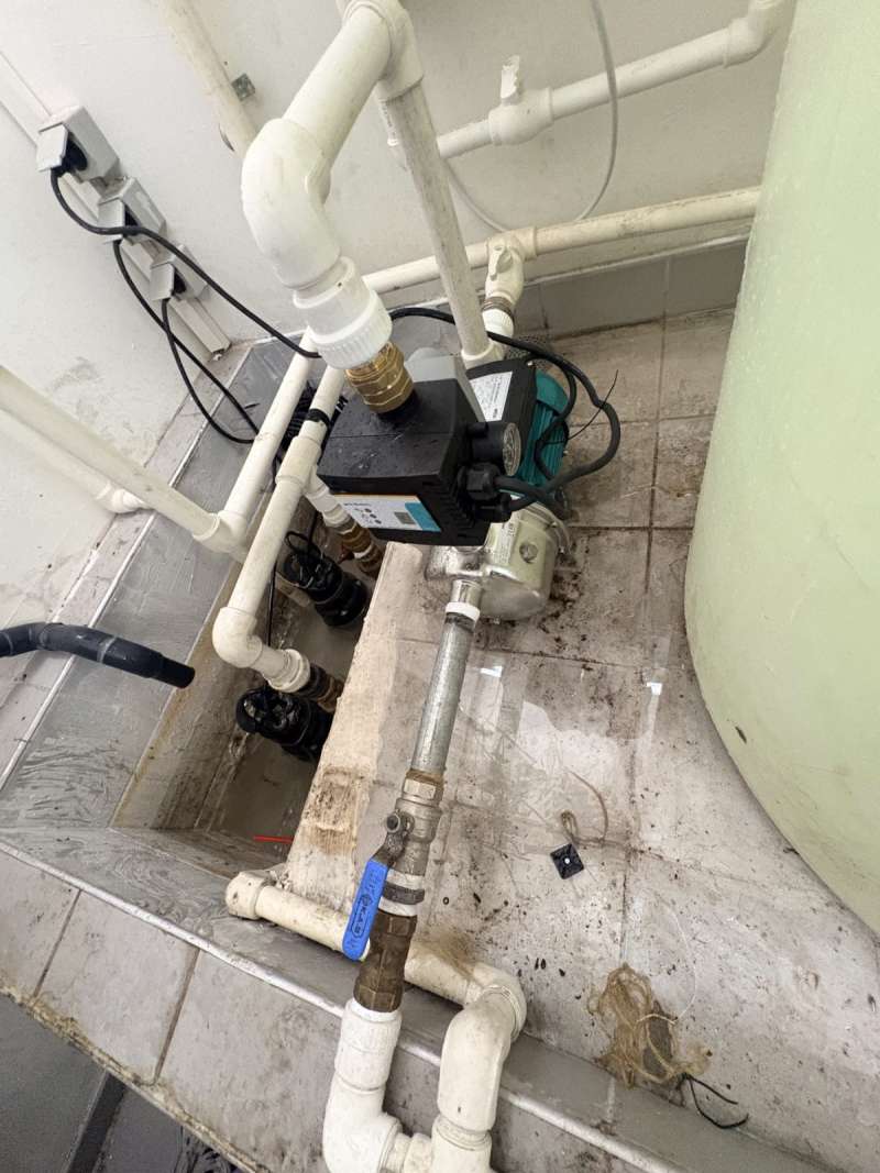 Kazan dairesinde sirkülasyon pompası ve kesme vanaları