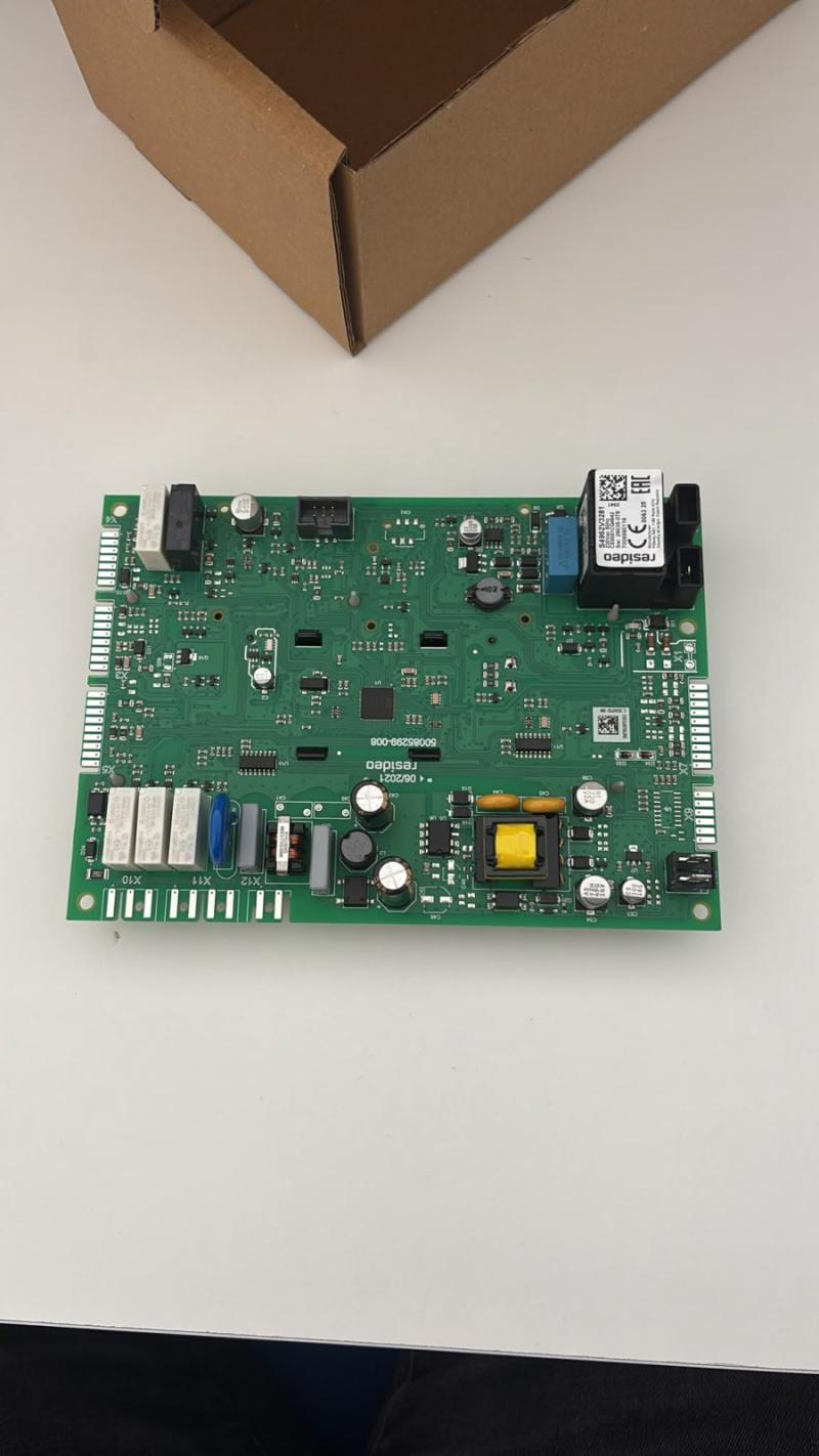 Değişim için getirilen yeni kombi elektronik kartı